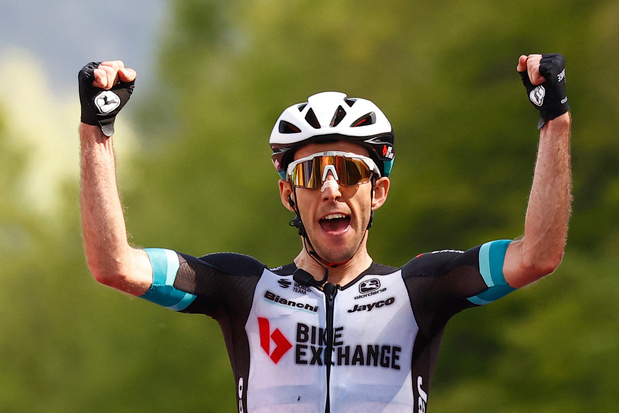Giro: Yates wint bergrit naar Alpe di Mera, Bernal wordt derde en behoudt leiderstrui