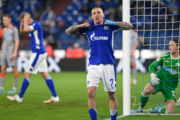Schalke 04 haalt naam van sponsor Gazprom van de shirts