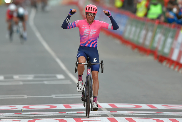 Vuelta: Michael Woods wint zevende etappe, Richard Carapaz blijft leider
