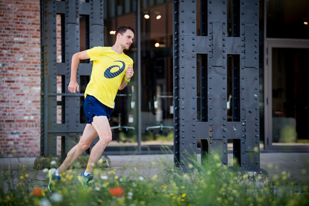 Wordt Koen Naert in marathon Valencia de tweede snelste Belg ooit?
