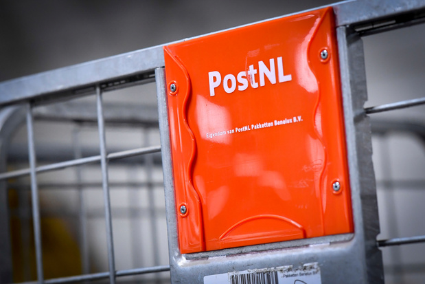 PostNL déplore le maintien en prison de deux hauts responsables de l'entreprise