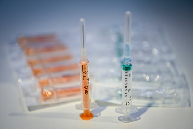 Vlaanderen levert materiaal aan vaccinatiecentra