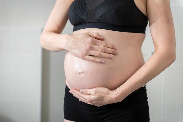 Le traitement antirétroviral réduit le risque de pré-éclampsie et d'HTA pendant la grossesse