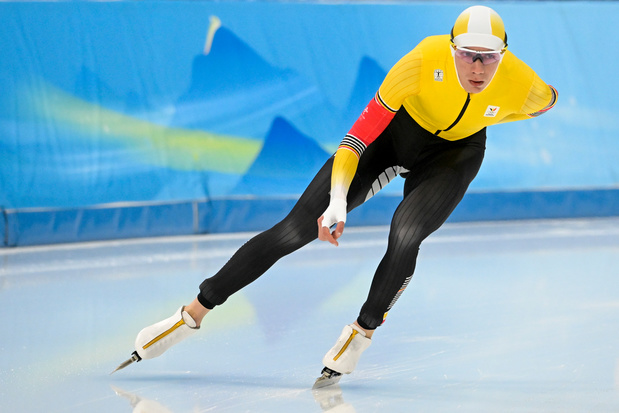 Bart Swings schaatst naar 7de plek op 5.000 meter, Van der Poel triomfeert na sterk slot