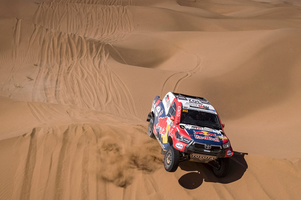 Dakar Rally: Nasser Al-Attiyah (Toyota) steekt vierde eindzege bij wagens op zak