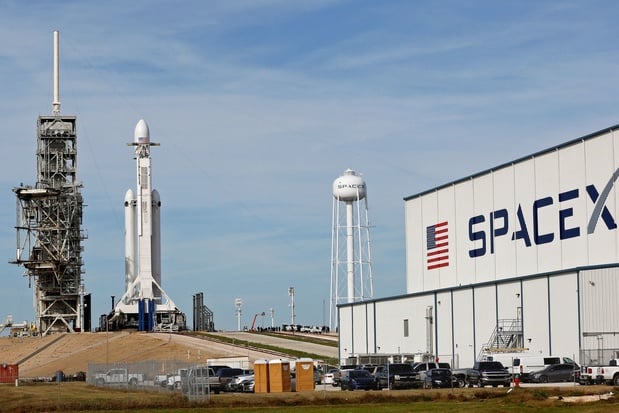 NASA kiest SpaceX om raket te bouwen voor volgende missie naar de maan