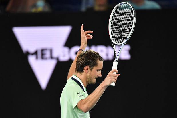 Australian Open: Daniil Medvedev, revenu du diable Vauvert contre Auger-Aliassime, défiera Stefanos Tsitsipas en demi-finale