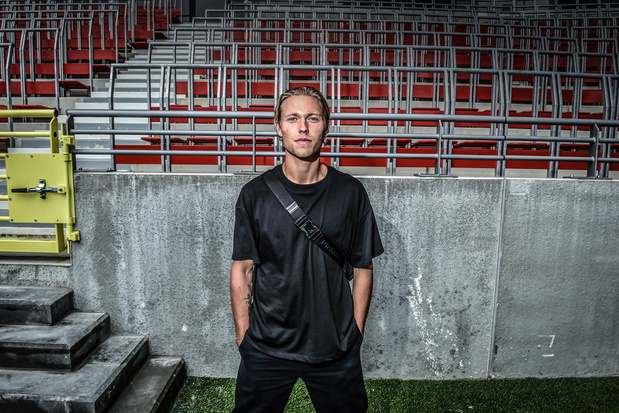 Viktor Fischer (Antwerp): 'Vanuit Ajax ben je niet geslaagd als je geen Wesley Sneijder bent'