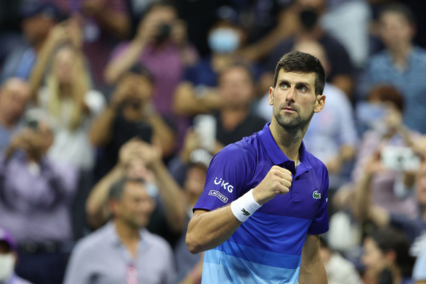 Dan toch Djokovic op Australian Open: Serviër reist met uitzondering af naar Australië