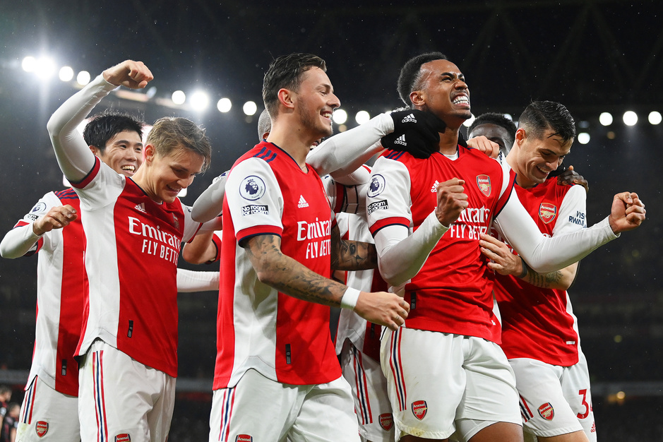 De wederopstanding van Arsenal: hoe de Gunners vanuit degradatiezone opklommen naar vierde plek