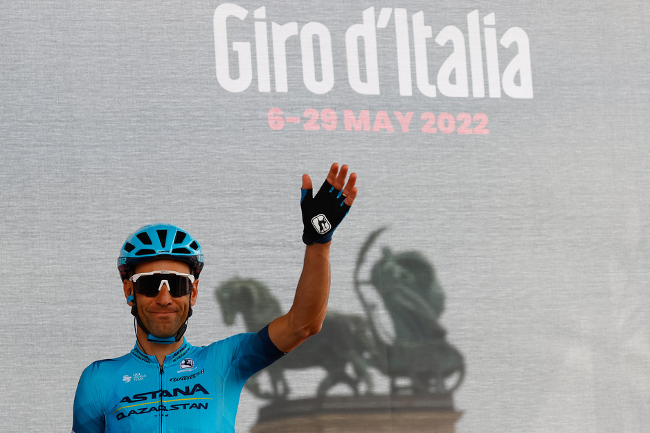 Vincenzo Nibali kondigt wielerpensioen aan: 'Zijn eerste koersfiets heb ik in drie stukken gezaagd'