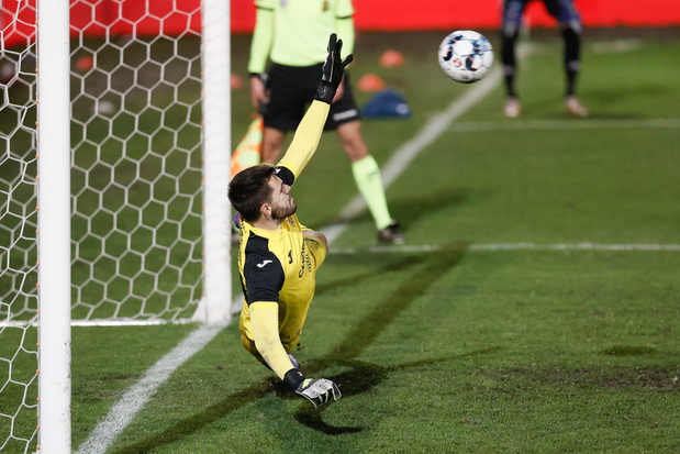 RSC Anderlecht eerste kwartfinalist Croky Cup na penalty's tegen Seraing