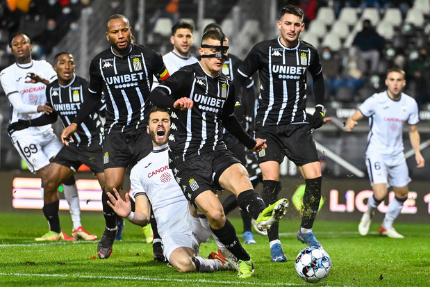 Pas de penalty pour Anderlecht contre Charleroi selon le Département Arbitrage