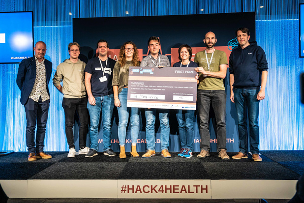 App om patiënt in ziekenhuis te 'ontzorgen' wint Hack4Health