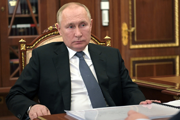 Sanctions économiques: "Poutine a sa propre rationalité, il se soucie très peu de l'économie russe"