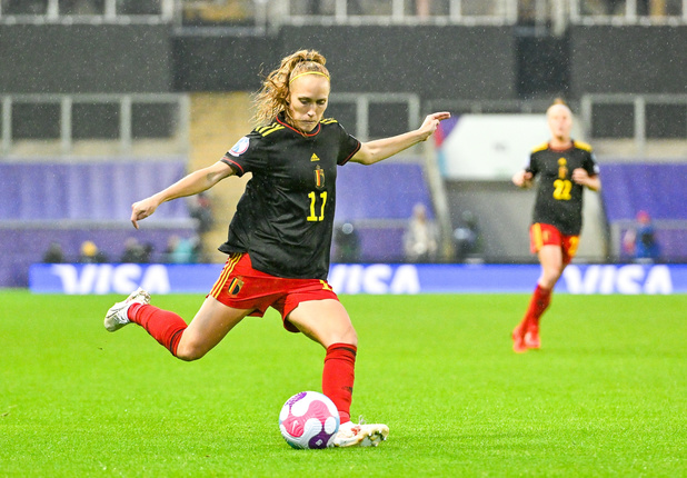 EK Vrouwen: Red Flames kunnen in kwartfinale net niet stunten tegen Zweden