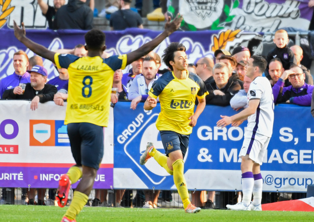 L'Union Saint-Gilloise s'impose en leader dans le derby face à Anderlecht