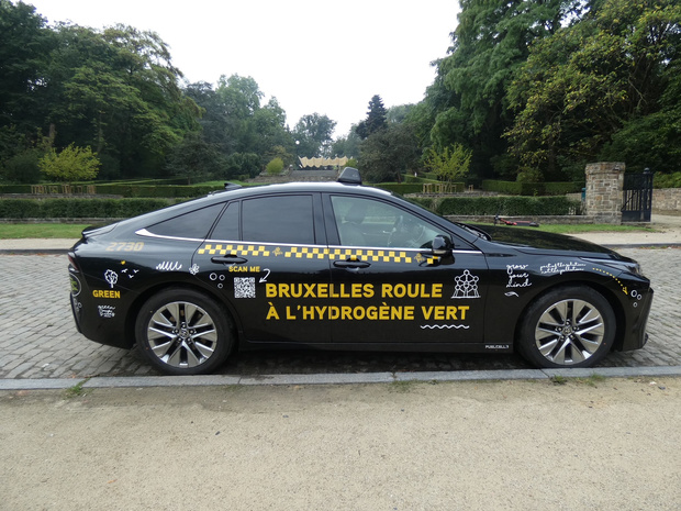 Les Taxis Verts testent une auto à hydrogène