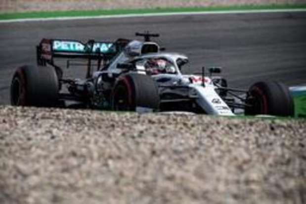 Hamilton pakt de pole in Hockenheim, Ferrari in de problemen