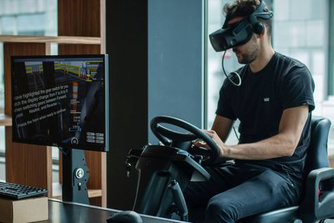 Opleiding heftruckchauffeurs met mobiele VR-simulatoren