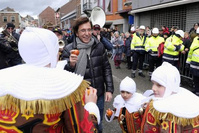 Elio Di Rupo en visite à Binche, privée de son carnaval