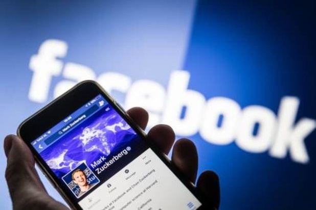 Facebook schraapt zonder toestemming e-mailcontacten van anderhalf miljoen gebruikers
