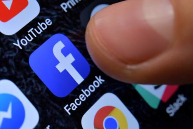 Ook Facebook liet onderaannemers naar opnames van gesprekken luisteren