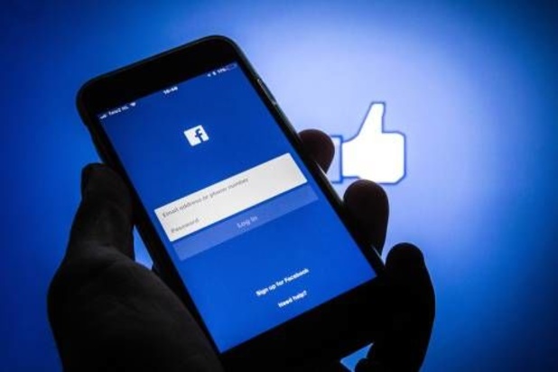 Facebook gaat eindelijk iedereen duidelijk maken dat het persoonsgegevens gebruikt voor gerichte advertenties