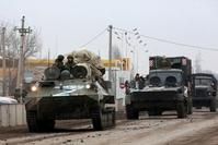 La Russie jure de poursuivre l'offensive en Ukraine malgré le plafonnement de son pétrole