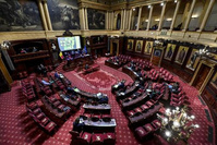 Deux propositions pour réformer le Sénat et améliorer la démocratie (carte blanche)
