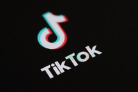 La saga TikTok proche d'un dénouement avec un accord incluant Oracle et Walmart