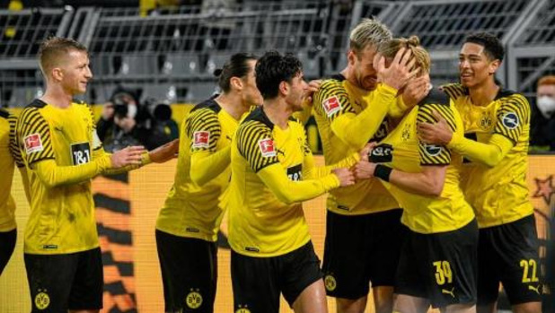 Belgen in het buitenland - Dortmund viert zesklapper tegen Gladbach, Wolves is Leicester de baas