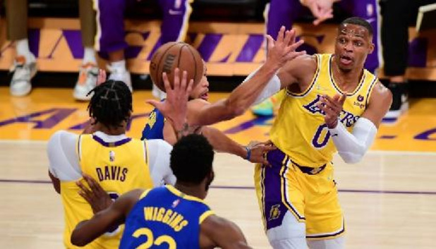 Lakers en Bucks lijden verrassende nederlagen