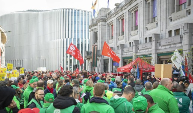 Nieuwe vakbondsbetoging uitgesteld naar 16 december, meldt ABVV (2)