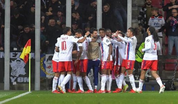 Europa League - Lyon en Denayer zetten scheve situatie recht, PSV en Vertessen lopen tegen verlies aan