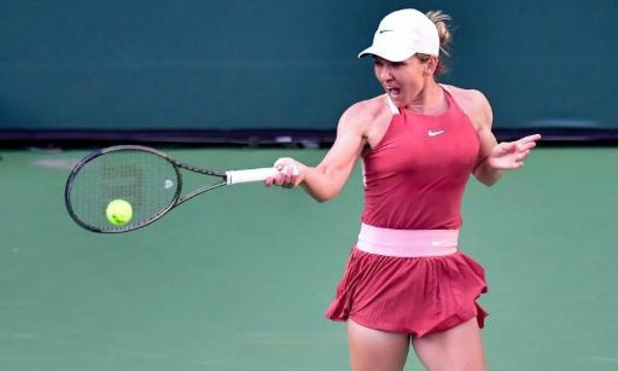 WTA Miami - Naomi Osaka wint van Angelique Kerber, Simona Halep trekt zich terug