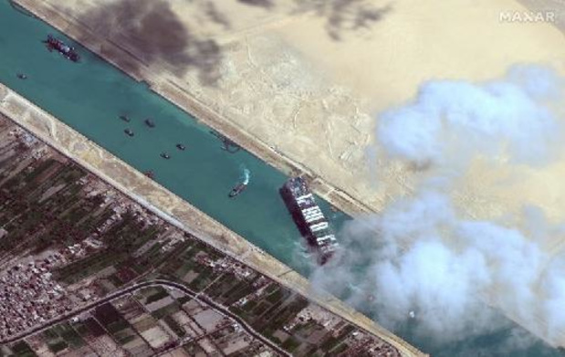 Ondanks blokkering recordomzet voor Suezkanaal