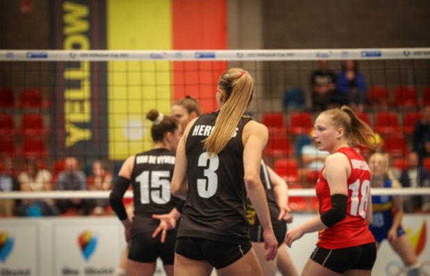 Challenger Cup volleybal - Yellow Tigers kloppen Tsjechië en gaan naar halve finales