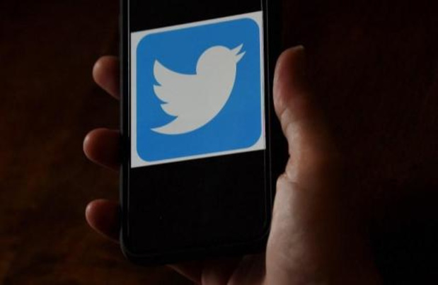 Twitter rachète 'l'effaceur de publicités' Scroll