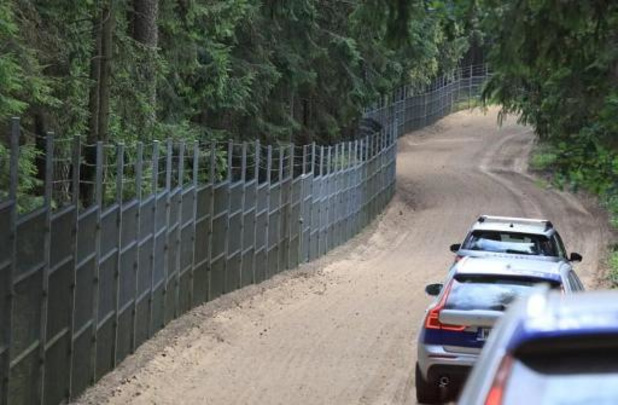 La Lituanie érige une barrière à la frontière bélarusse