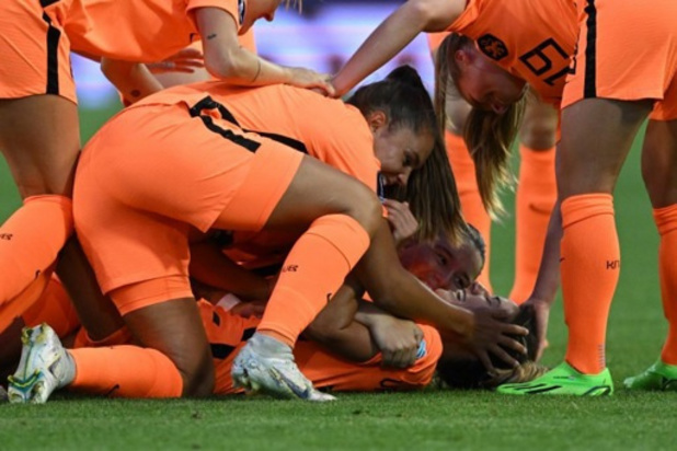 EK vrouwenvoetbal 2022 - Eerste zege voor Nederland