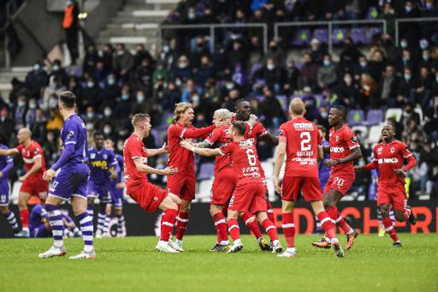 L'Antwerp remporte le derby d'Anvers grâce à un but de Nainggolan