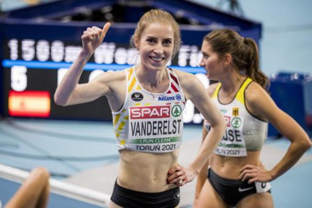 EK atletiek indoor - Elise Vanderelst snelt naar goud in 1.500m: "Ik kan het bijna niet geloven" (Update)
