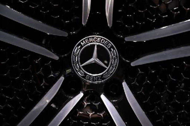 Pénurie de puces électroniques - Fermeture anticipée pour des usines Mercedes-Benz en Allemagne et en Hongrie