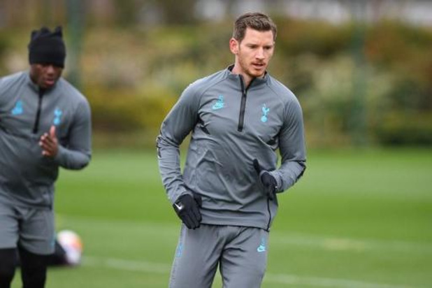 Tottenham laat spelers weer op club trainen