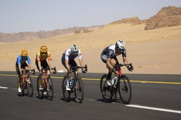 Ronde van Oman - Deen Anthon Charmig slaat dubbelslag in 3e rit