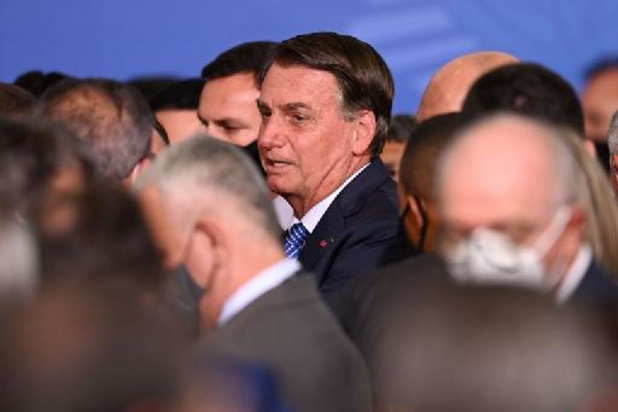 Bolsonaro sous enquête pour diffusion de fausses informations