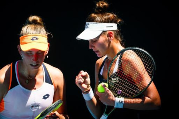 WTA Dubai - Elise Mertens: "Enkelspel was niet geweldig, maar dubbelfinale spelen is altijd leuk"