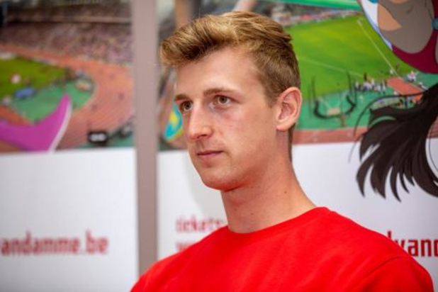 Alexander Doom loopt persoonlijk record, maar strandt op 36 honderdsten van WK-limiet