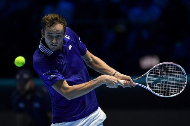 Titelverdediger Medvedev opent zijn ATP Finales met zege